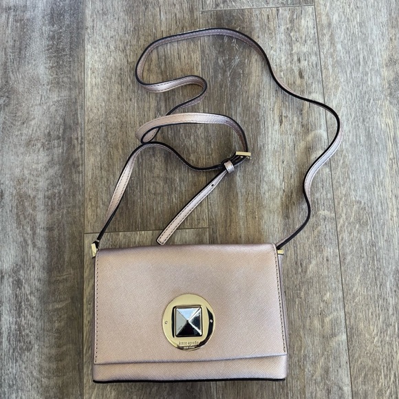Kate Spade Newbury Lane Sally Crossbody Bag Metallic Rose Gold - Picture 13 of 13